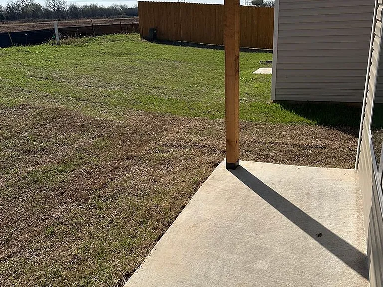 1072 Westbrook Blvd — Photo 15
