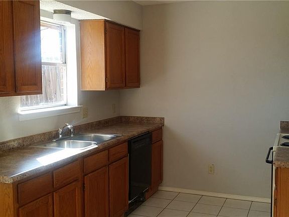5th image of 5712 Greenfield Dr