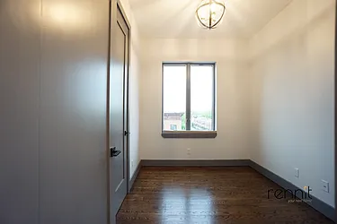 Rented by Rennit Inc.