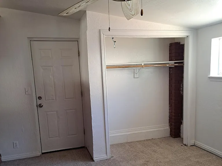 66 N 700 W — Photo 11