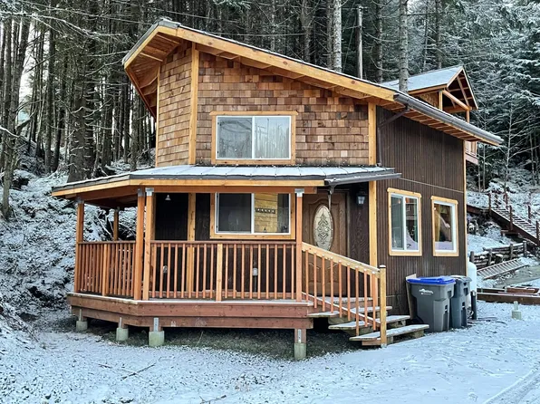 12050 Mendenhall Loop Rd, Juneau, AK 99801