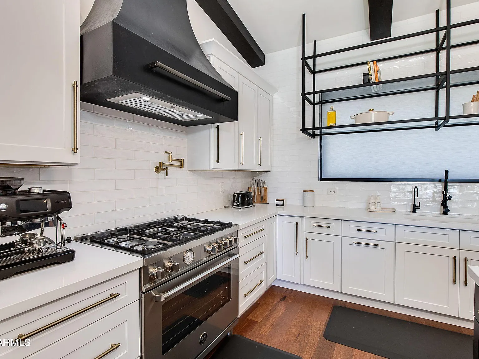 4 bed, 3.5 bath, $17,500 — Photo 4
