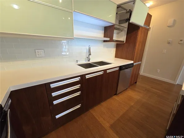UNIT 1610-1015 Patrick CRESCENT, Saskatoon, SK S7W 0M3