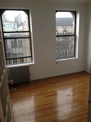 Rented by J Misrahi Realty Corp | media 30