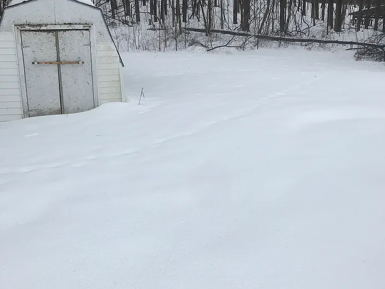 994 Peru Rd — Photo 16