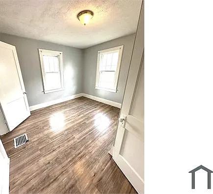 283 Dana Ave — Photo 8