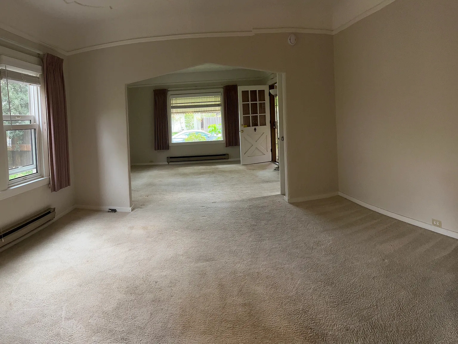3 bed, 1222 sqft, $4,590 — Photo 4