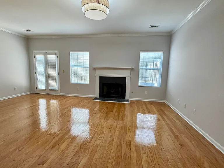 4216 Rogers Creek Ct — Photo 5