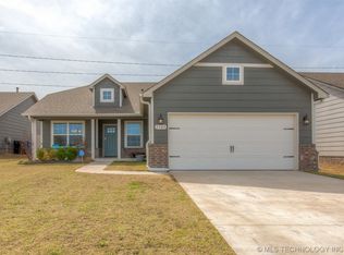 2305 E Winston St, Broken Arrow, OK 74011
