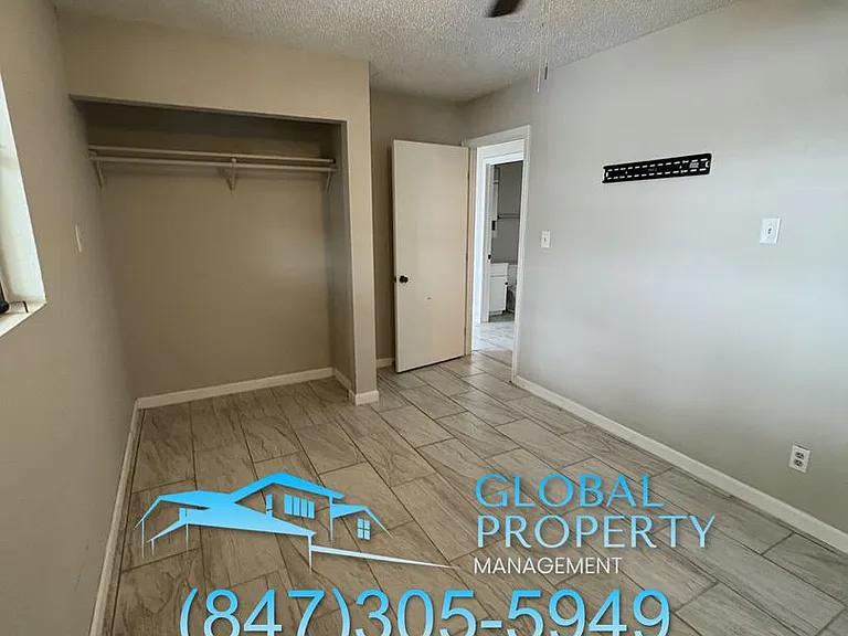 915 Shawnee Ct — Photo 3