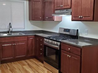 7518 Columbia Ave, Hammond, IN 46324