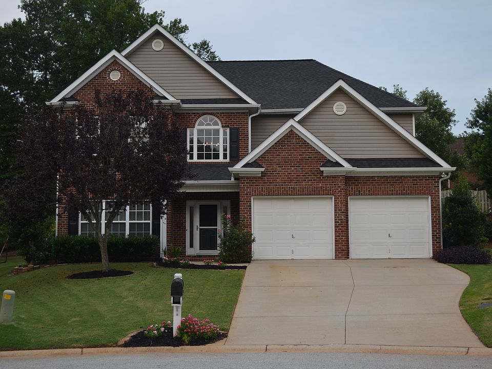 Great cul-de-sac lot!