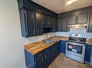 130 Falcon Rd #11, Martinsville, VA 24112