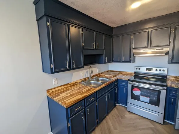 130 Falcon Rd, Martinsville, VA