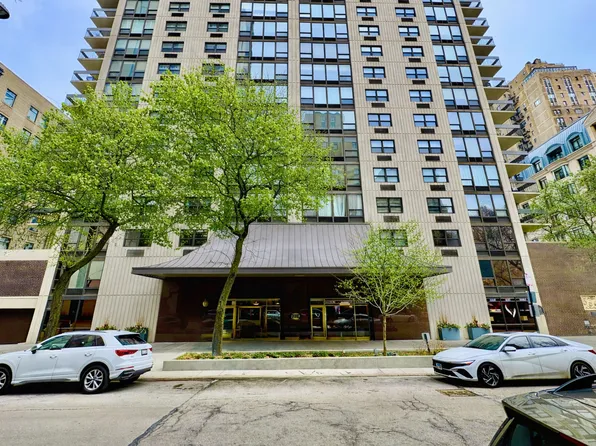 1313 N Ritchie Ct APT 2307, Chicago, IL 60610