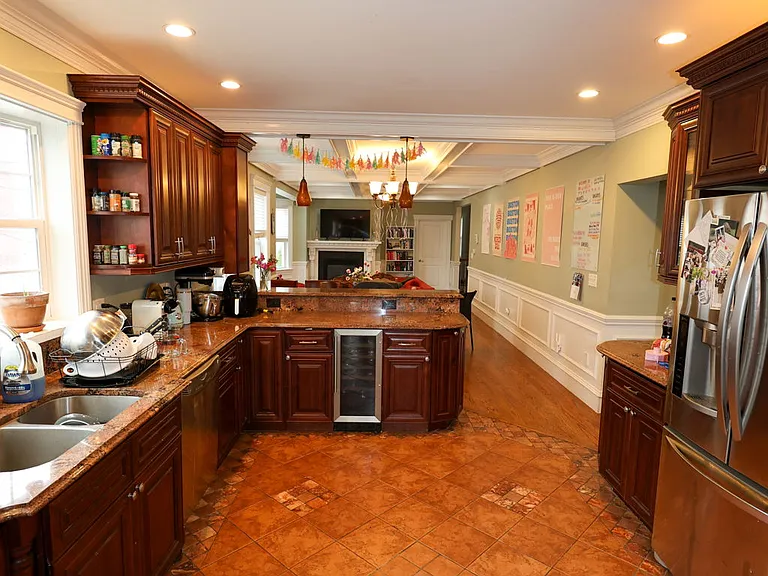 129 Nonantum St #2 — Photo 33