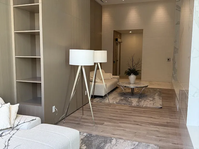 370 Martha St #309 — Photo 27
