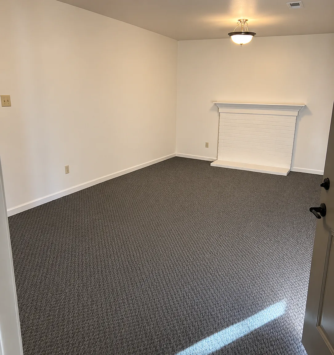 5 bed, 2178 sqft, $3,350 — Photo 2
