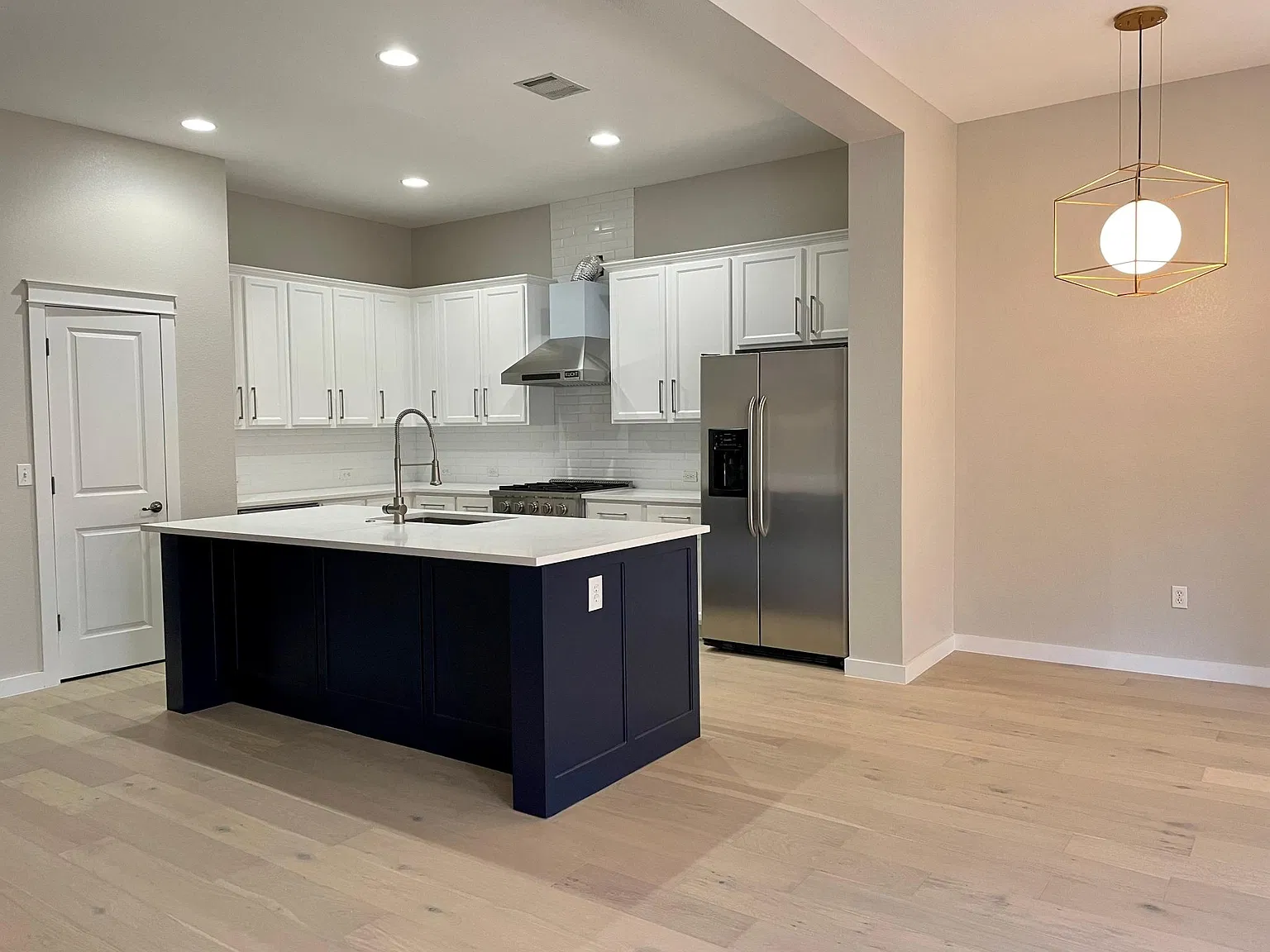 2025 Zach Scott St — Photo 3