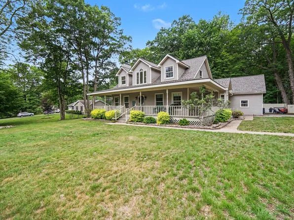 1579 N Marilyn Ave, Ludington, MI 49431