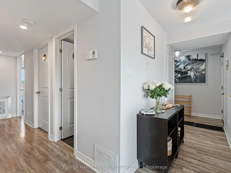 2240 Tenth Line Rd #8 — Photo 14