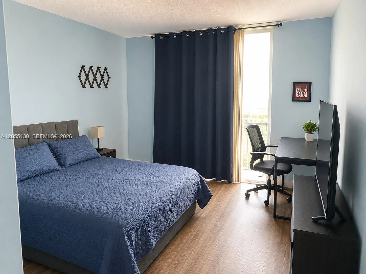 Lejeune Plaza Condo — Photo 2