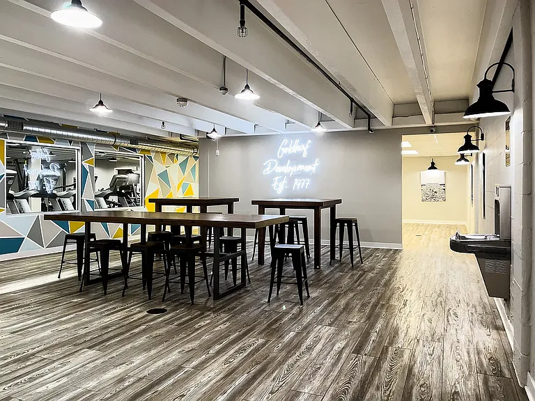 Casa Blanca Study Lounge