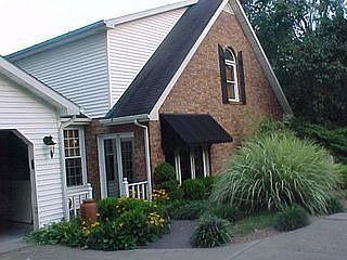 1st image of 111 Clemons Dr