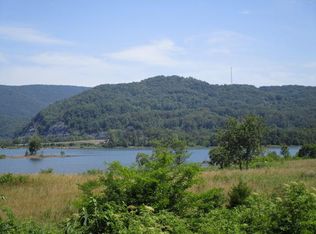 596 Spoone St, Bean Station, TN 37708