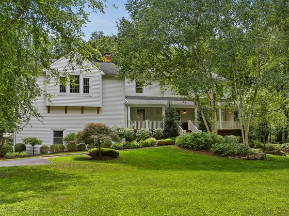 175 Wellington Drive, Fairfield, CT 06824