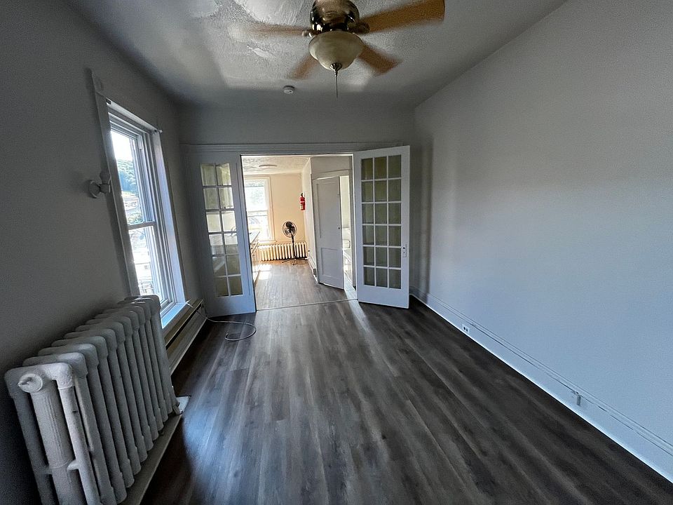 1st image of 1368 Perkiomen Ave #305E21038