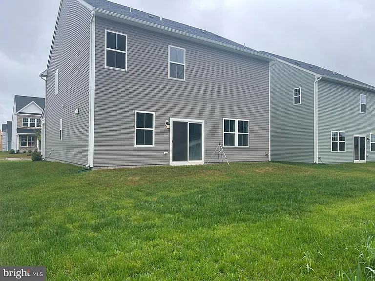 11 Forest Grove Ave #258 — Photo 3