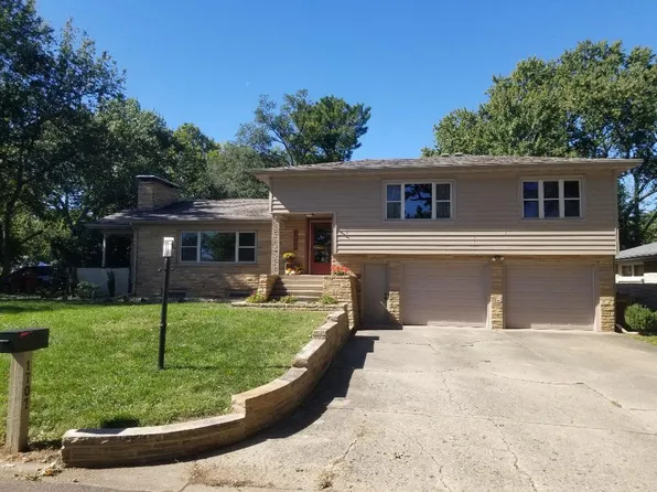 1707 Park Haven Dr, Champaign, IL 61820