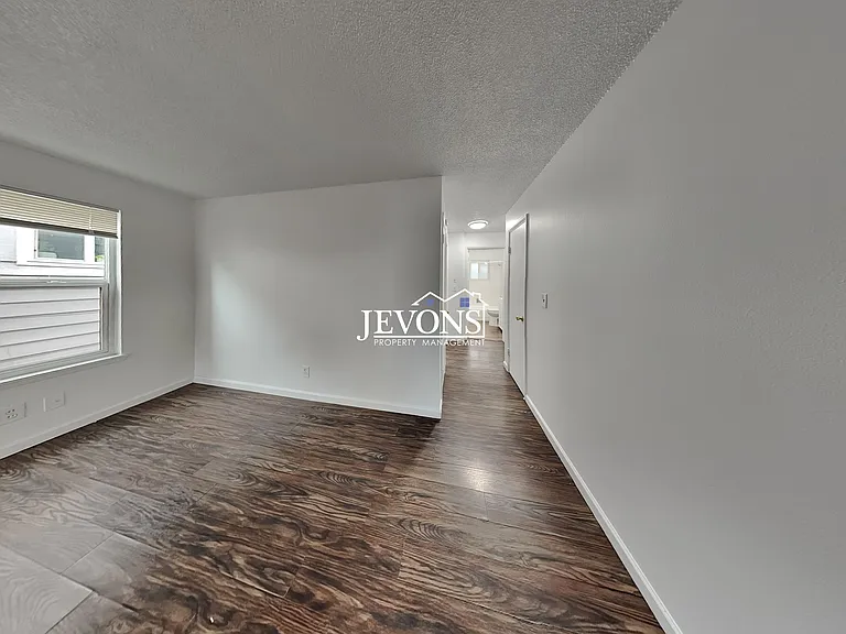 8330 Wabash Ave S #8330 — Photo 13