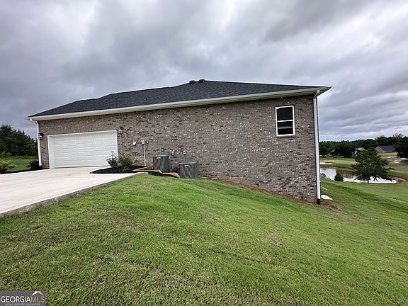 3rd image of 363 Eagle Ridge Rd #12