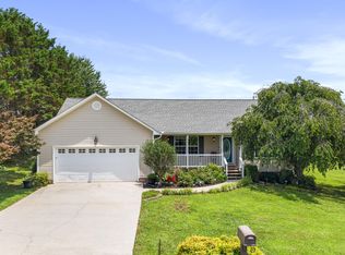 198 Country Meadows Dr SE, Cleveland, TN 37323