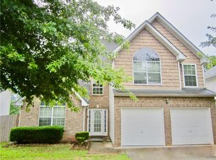 10763 James Dr, Jonesboro, GA