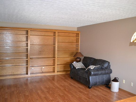 3rd image of 4903 Brannan Dr W #4903