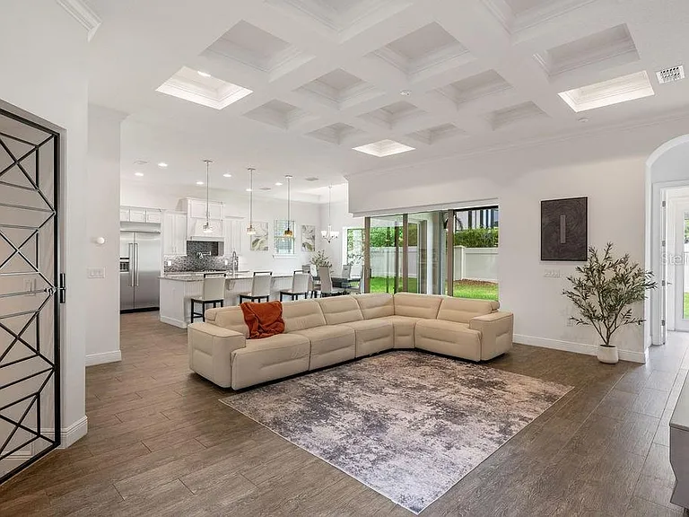 706 Canopy Estates Dr — Photo 5