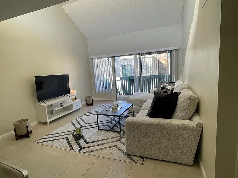 5700 Etiwanda Ave #240 — Photo 16