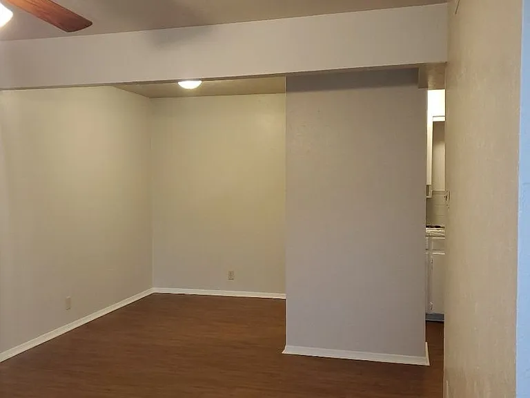 2428 Louise St #2505 — Photo 22