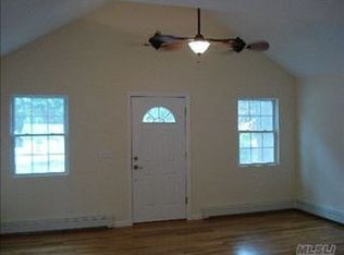 8 Dering Rd, Sound Beach, NY 11789