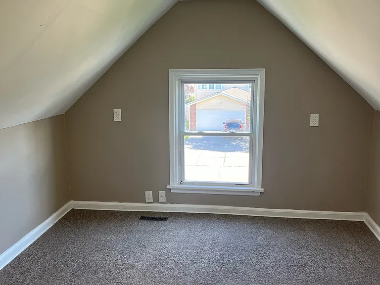 2117 6th Ave — Photo 36