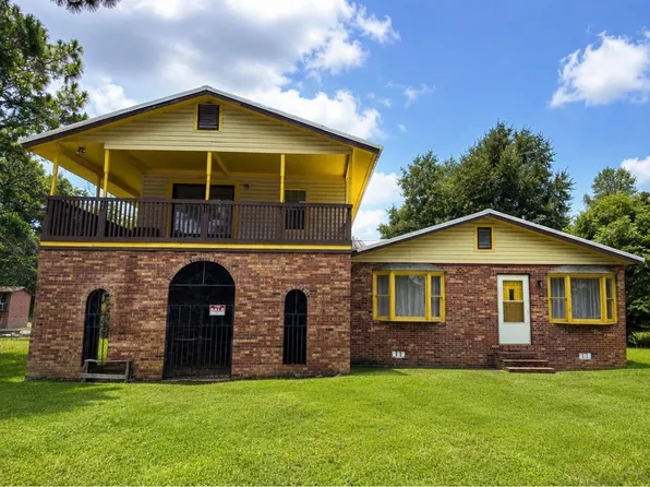 1118 Hargrett Ave, Tifton, GA 31794