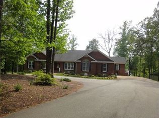 1595 Wildwood Shores Dr, Powhatan, VA 23139