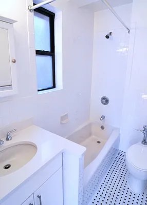 Rented by Citi Habitats | media 31