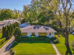 1004 McGregor St, Bloomington, IL