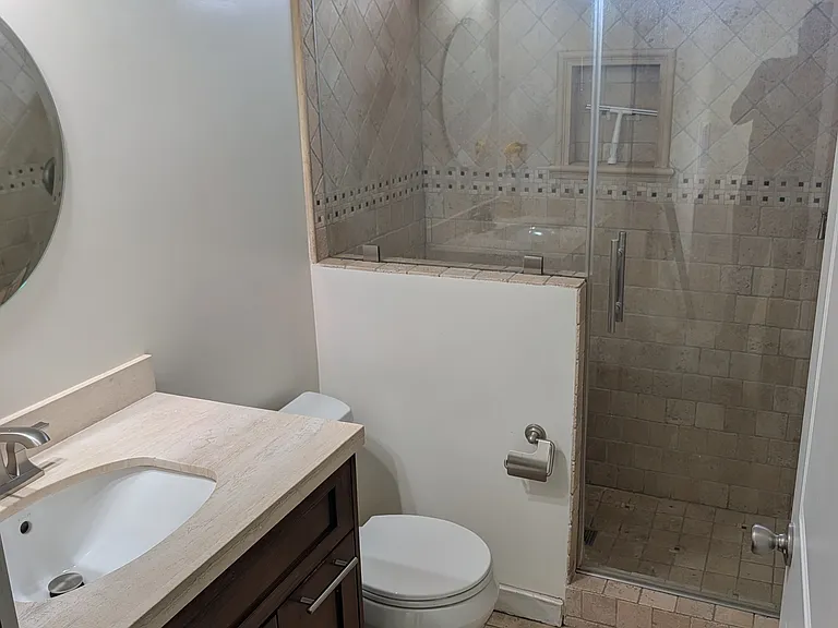 13715 Fellows Ave — Photo 7