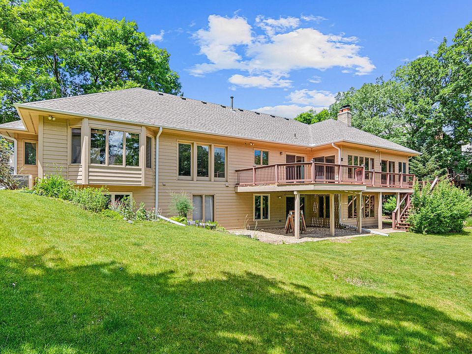1st image of 1200 Summit Oaks Dr