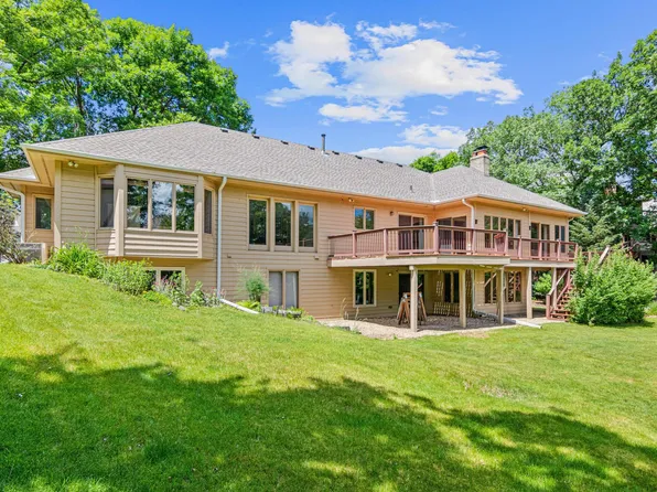 1200 Summit Oaks Dr, Burnsville, MN 55337